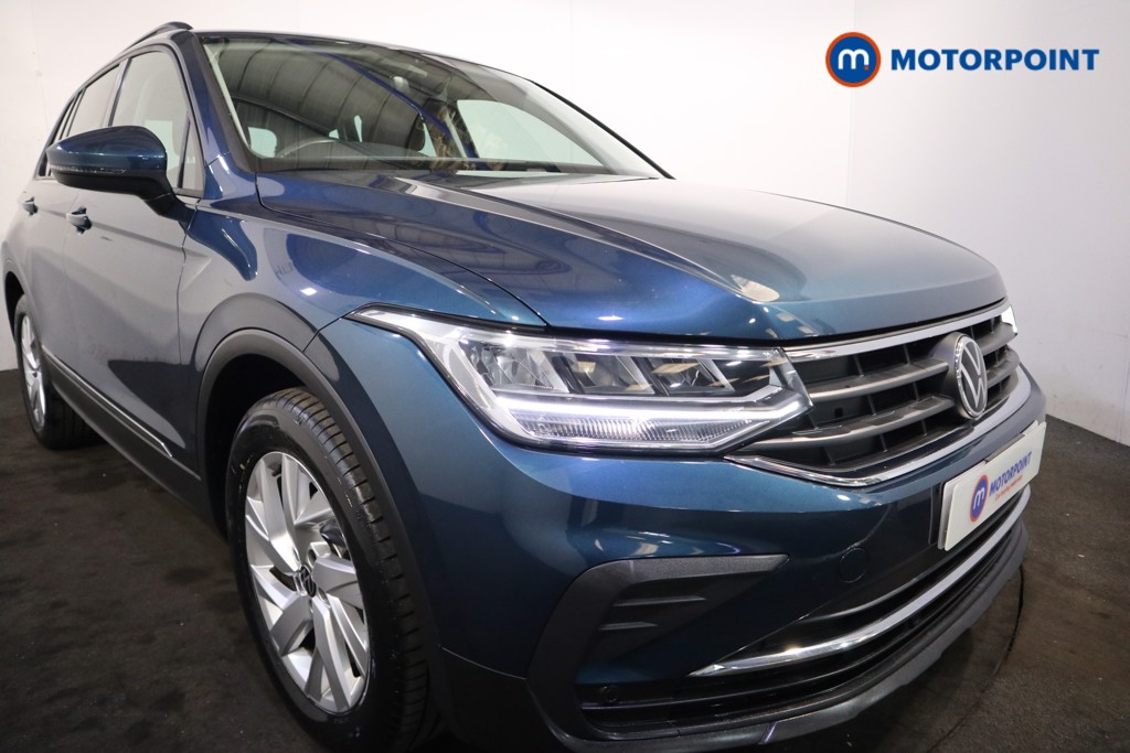Volkswagen Tiguan Life Manual Petrol SUV - Stock Number (1630840) - 38th supplementary image