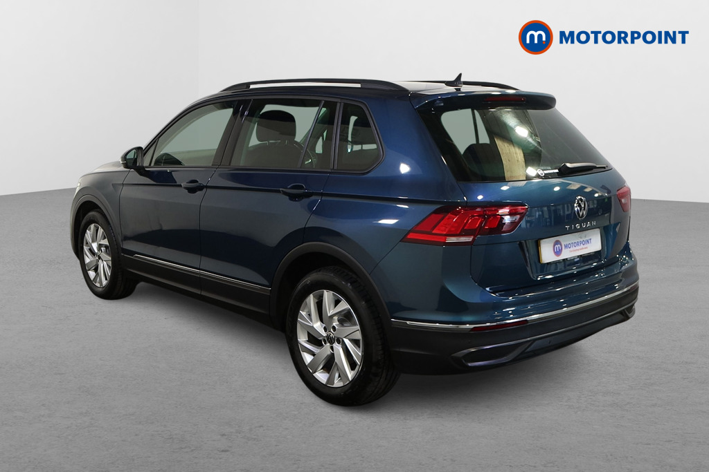 Volkswagen Tiguan Life Manual Petrol SUV - Stock Number (1630840) - Passenger side rear corner