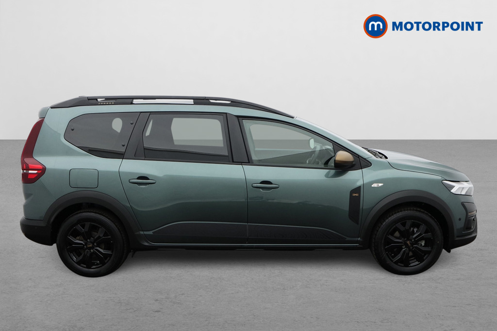 Dacia Jogger Extreme Automatic Petrol-Electric Hybrid People Carrier - Stock Number (1631287) - Drivers side