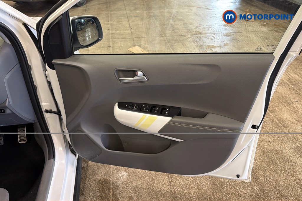 KIA Picanto X-Line Manual Petrol Hatchback - Stock Number (1632026) - 19th supplementary image