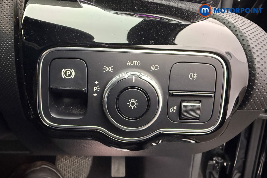 Mercedes-Benz A Class Sport Automatic Petrol Hatchback - Stock Number (1632140) - 9th supplementary image