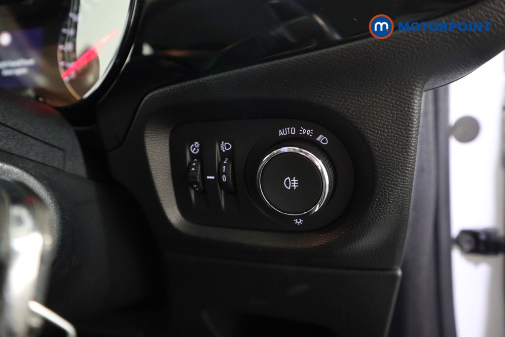 Vauxhall Corsa Se Premium Manual Petrol Hatchback - Stock Number (1632430) - 11th supplementary image