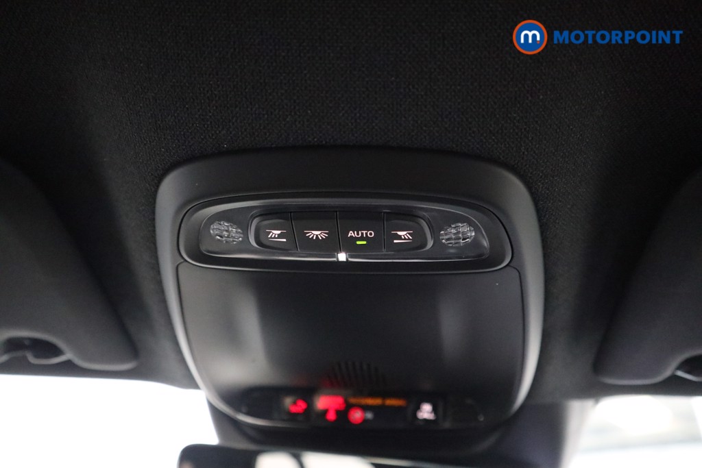 Volvo Xc40 R Design Pro Automatic Petrol SUV - Stock Number (1632626) - 11th supplementary image