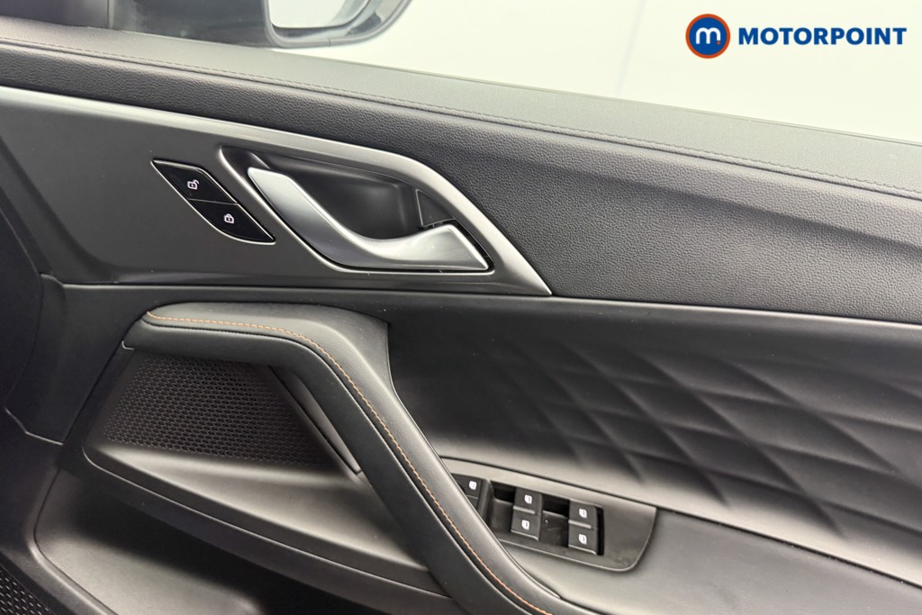 Mg Motor Uk HS Trophy Automatic Petrol-Electric Hybrid SUV - Stock Number (1632986) - 8th supplementary image