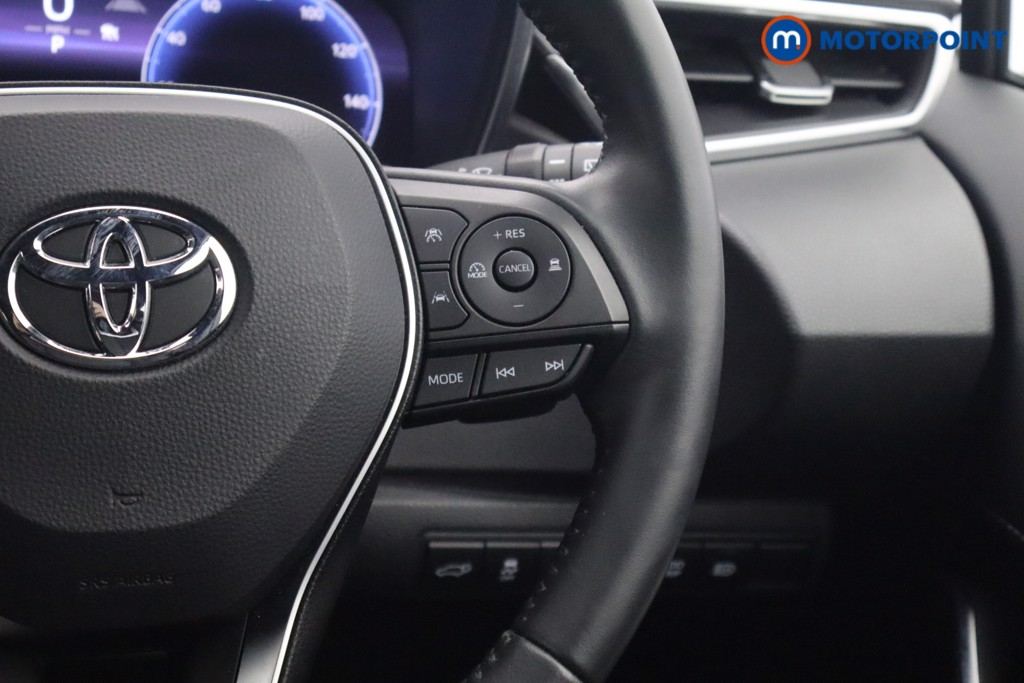 Toyota Corolla Excel Automatic Petrol-Electric Hybrid Estate - Stock Number (1633037) - 9th supplementary image