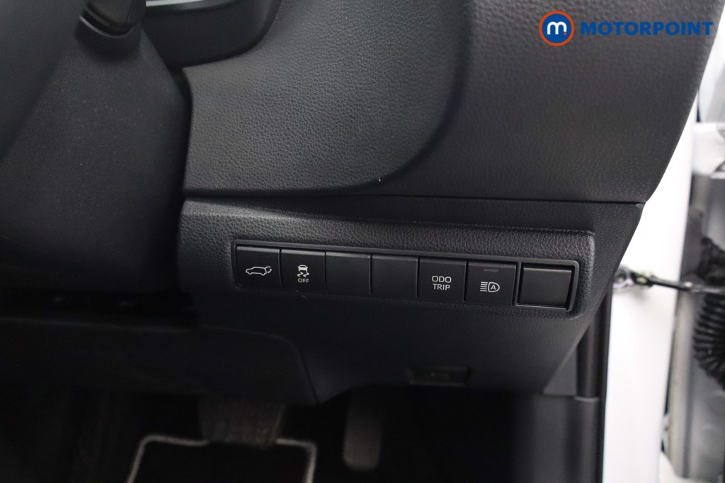 Toyota Corolla Excel Automatic Petrol-Electric Hybrid Estate - Stock Number (1633037) - 11th supplementary image