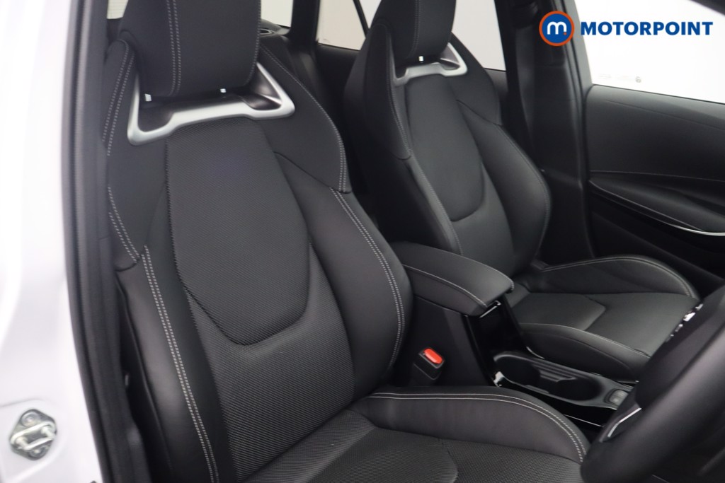 Toyota Corolla Excel Automatic Petrol-Electric Hybrid Estate - Stock Number (1633037) - 13th supplementary image