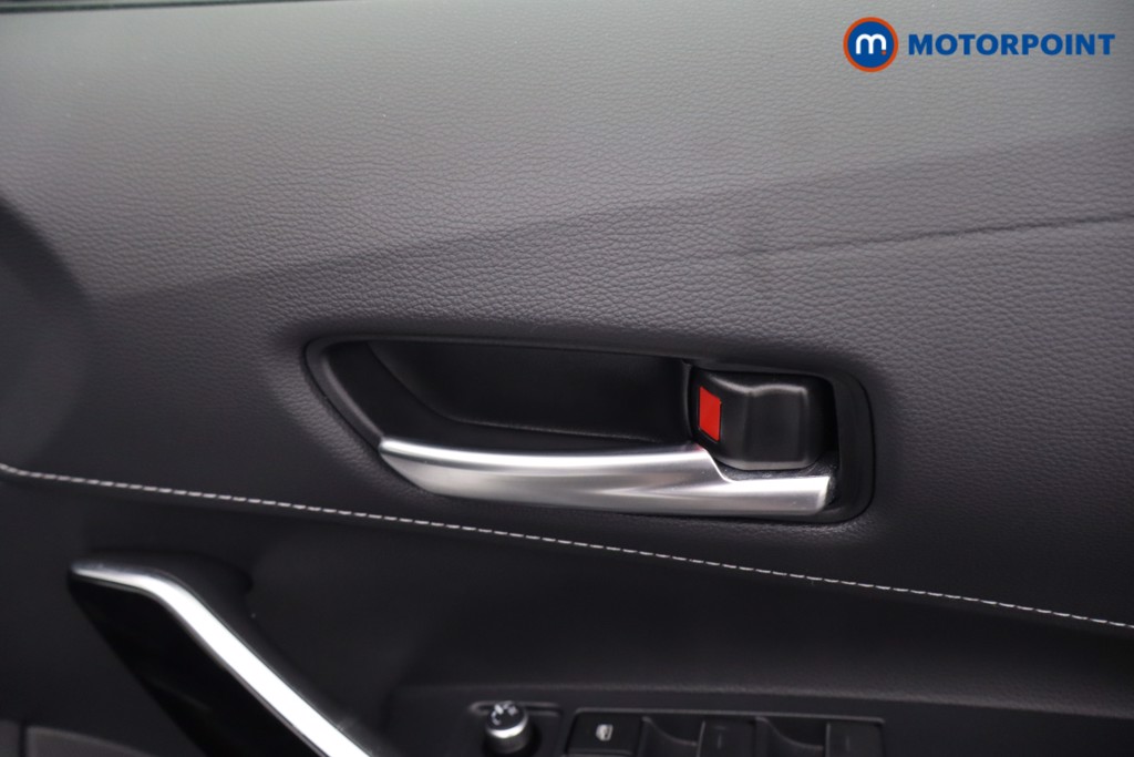 Toyota Corolla Excel Automatic Petrol-Electric Hybrid Estate - Stock Number (1633037) - 16th supplementary image