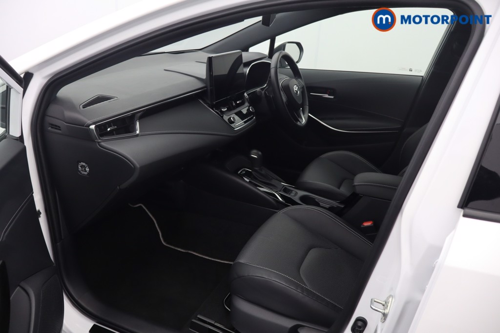 Toyota Corolla Excel Automatic Petrol-Electric Hybrid Estate - Stock Number (1633037) - 28th supplementary image