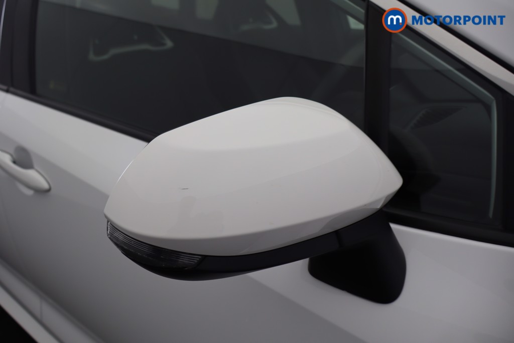 Toyota Corolla Excel Automatic Petrol-Electric Hybrid Estate - Stock Number (1633037) - 37th supplementary image
