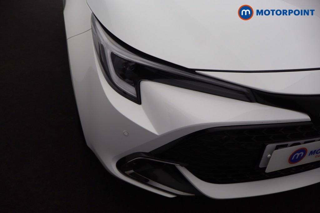 Toyota Corolla Excel Automatic Petrol-Electric Hybrid Estate - Stock Number (1633037) - 39th supplementary image