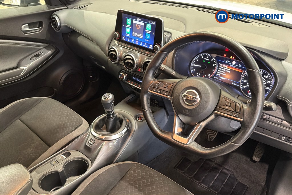 Nissan Juke N-Connecta Manual Petrol SUV - Stock Number (1633156) - 2nd supplementary image