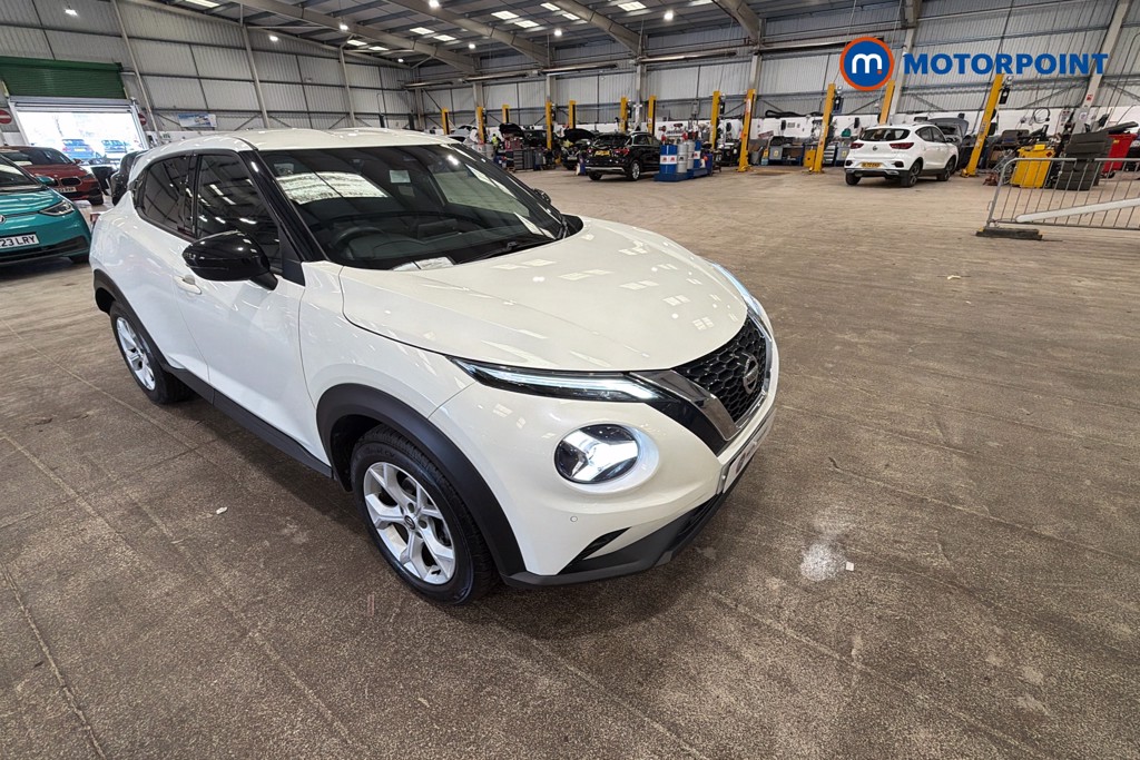 Nissan Juke N-Connecta Manual Petrol SUV - Stock Number (1633156) - 44th supplementary image
