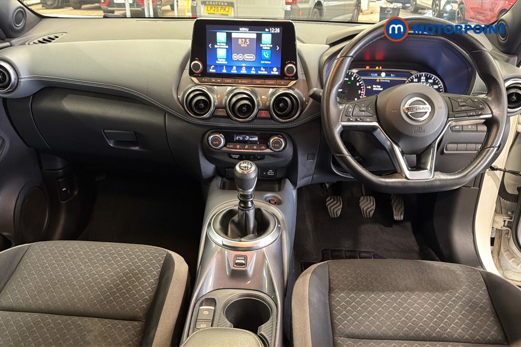 Nissan Juke N-Connecta Manual Petrol SUV - Stock Number (1633156) - 1st supplementary image