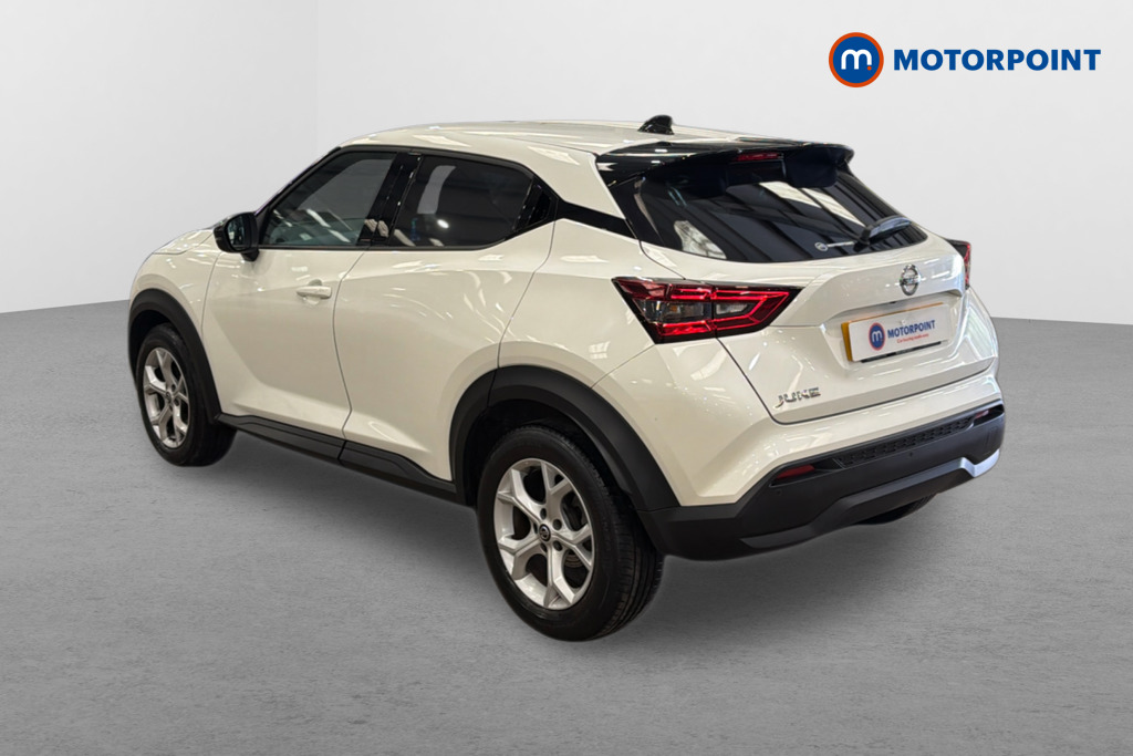 Nissan Juke N-Connecta Manual Petrol SUV - Stock Number (1633156) - Passenger side rear corner