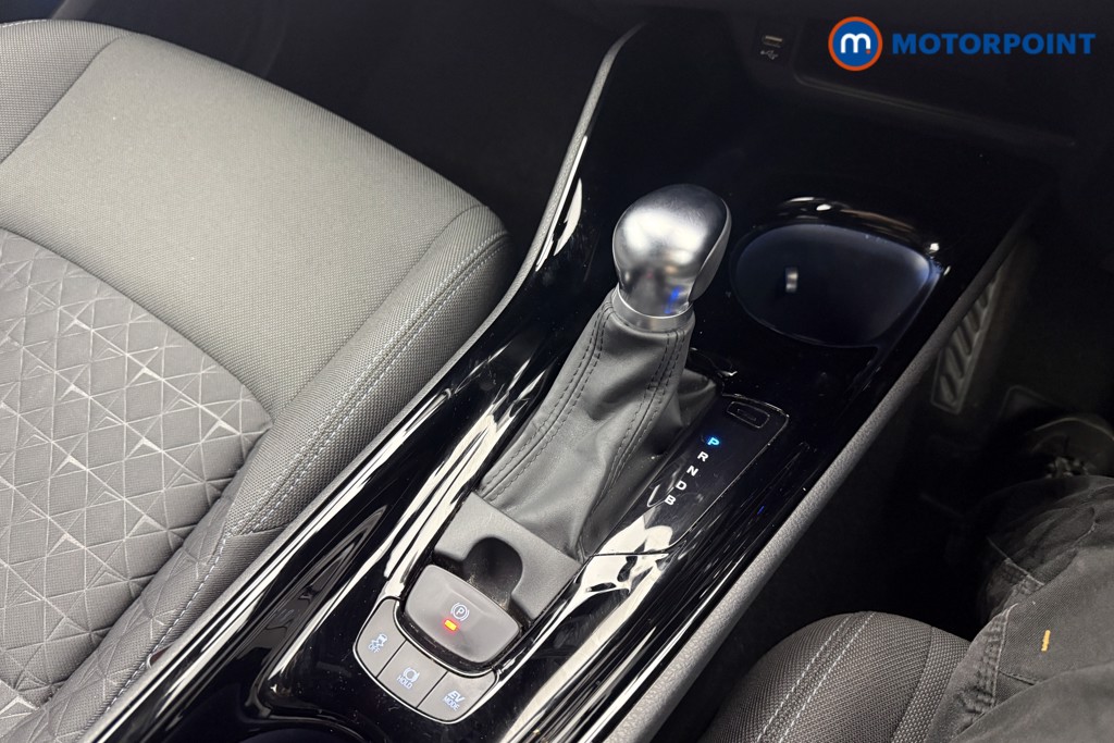 Toyota C-Hr Design Automatic Petrol-Electric Hybrid SUV - Stock Number (1633250) - 5th supplementary image