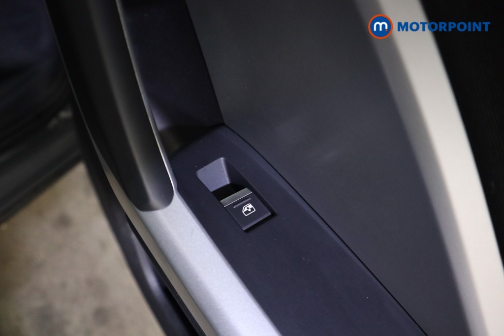 Audi Q3 Sport Manual Petrol SUV - Stock Number (1633409) - 21st supplementary image