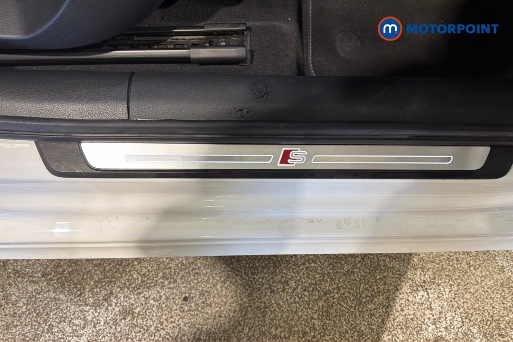 Audi A3 Black Edition Manual Petrol Hatchback - Stock Number (1633732) - 27th supplementary image