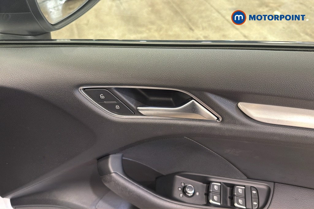 Audi A3 Black Edition Manual Petrol Hatchback - Stock Number (1633732) - 42nd supplementary image