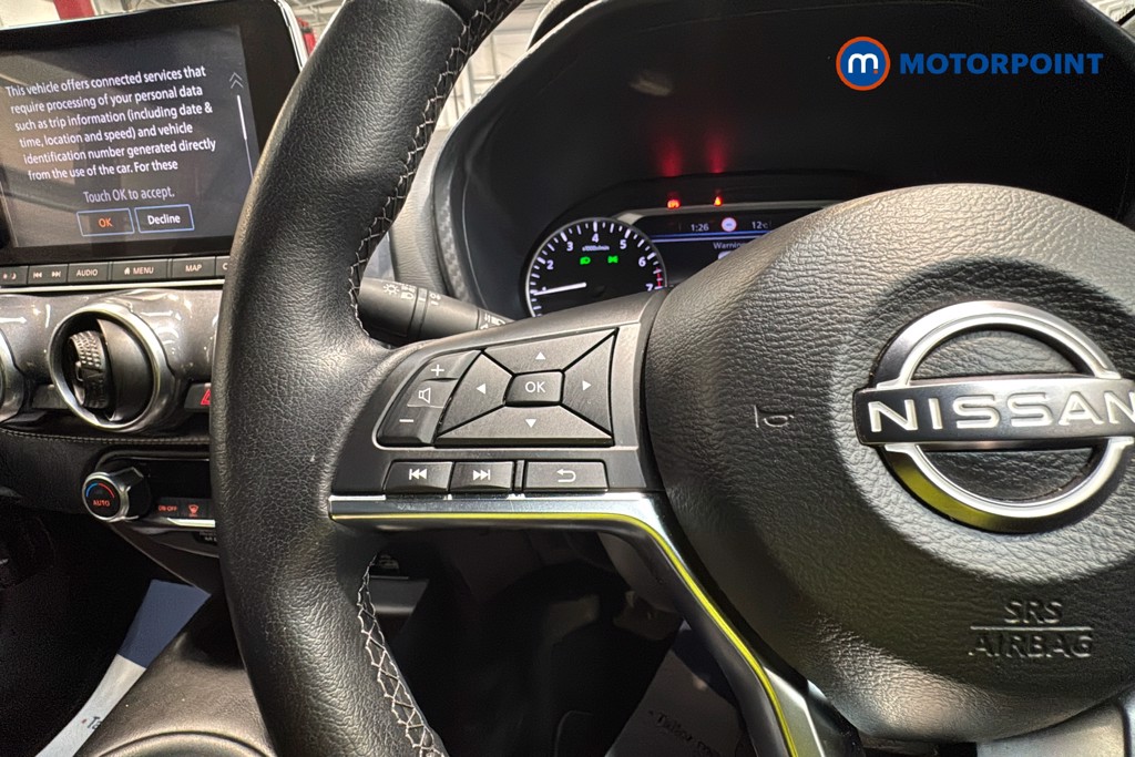 Nissan Juke N-Connecta Manual Petrol SUV - Stock Number (1633921) - 3rd supplementary image