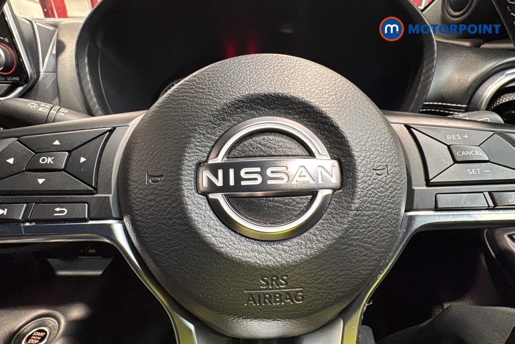 Nissan Juke N-Connecta Manual Petrol SUV - Stock Number (1633921) - 5th supplementary image