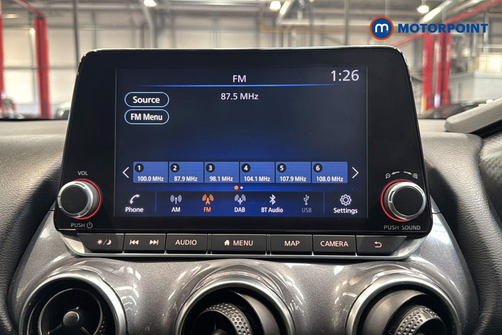 Nissan Juke N-Connecta Manual Petrol SUV - Stock Number (1633921) - 9th supplementary image