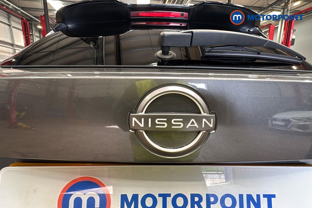 Nissan Juke N-Connecta Manual Petrol SUV - Stock Number (1633921) - 37th supplementary image