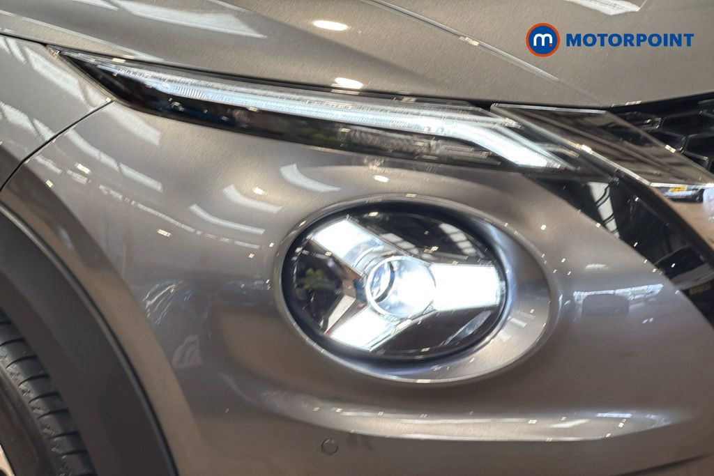 Nissan Juke N-Connecta Manual Petrol SUV - Stock Number (1633921) - 44th supplementary image