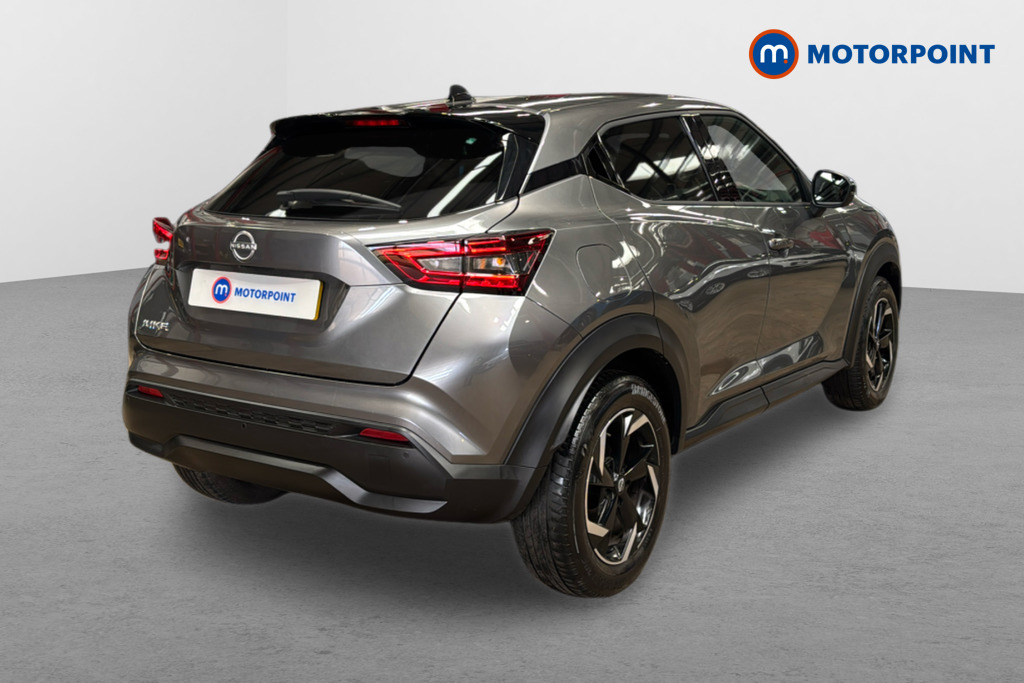 Nissan Juke N-Connecta Manual Petrol SUV - Stock Number (1633921) - Drivers side rear corner