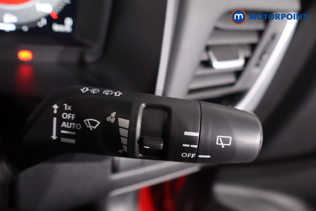 Nissan Qashqai N-Connecta Manual Petrol SUV - Stock Number (1634237) - 15th supplementary image