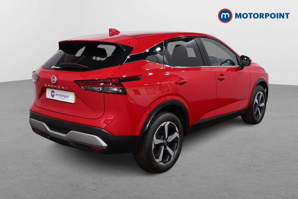 Nissan Qashqai N-Connecta Manual Petrol SUV - Stock Number (1634237) - Drivers side rear corner