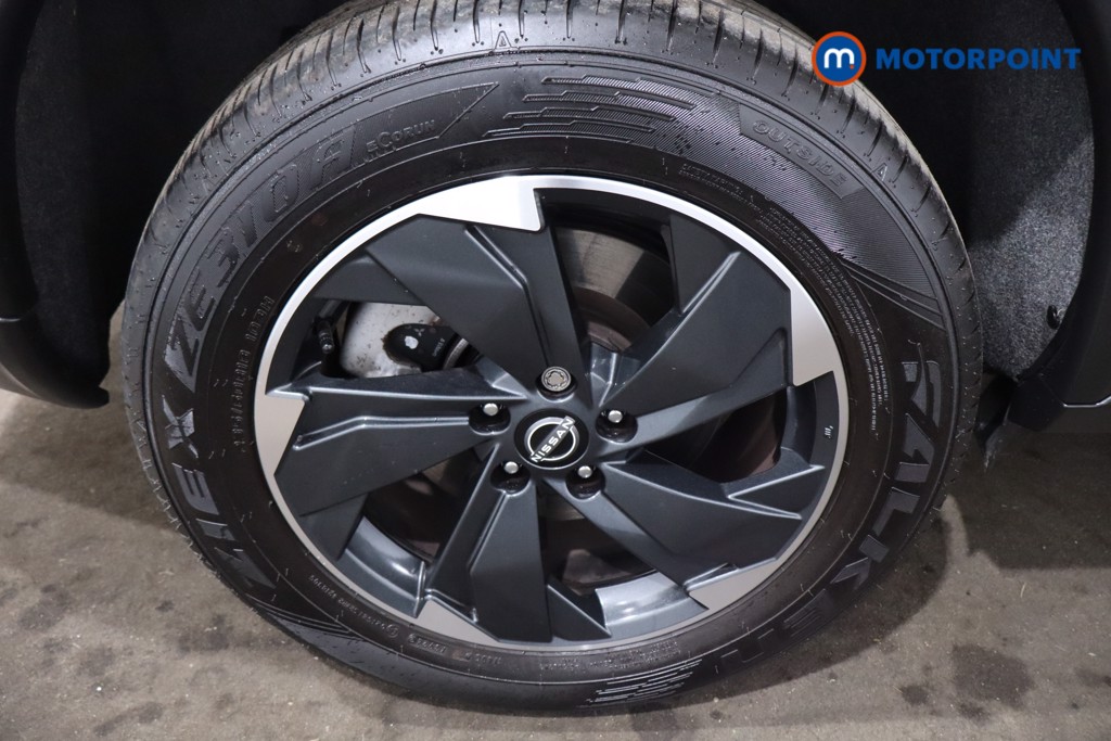 Nissan X-Trail N-Connecta Automatic Petrol-Electric Hybrid SUV - Stock Number (1634244) - 9th supplementary image