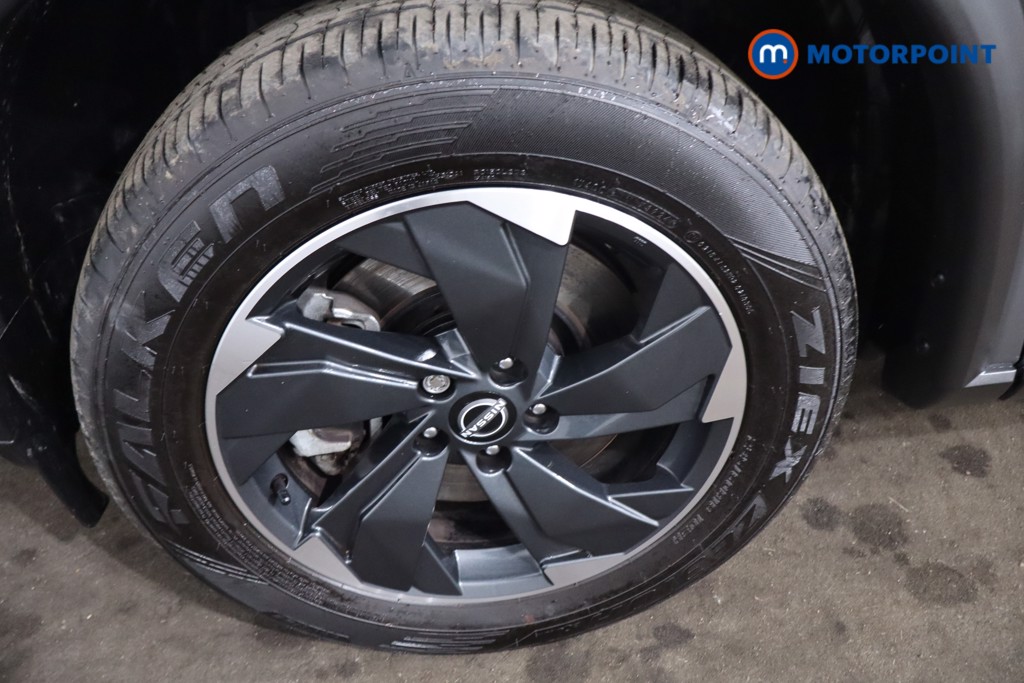 Nissan X-Trail N-Connecta Automatic Petrol-Electric Hybrid SUV - Stock Number (1634244) - 11th supplementary image