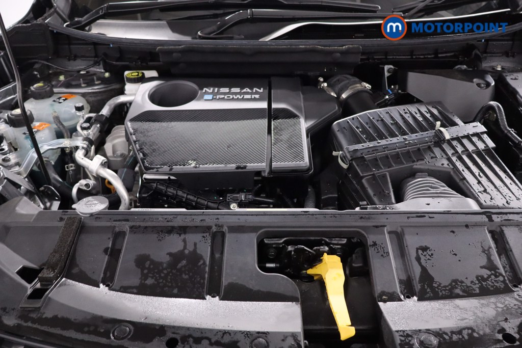 Nissan X-Trail N-Connecta Automatic Petrol-Electric Hybrid SUV - Stock Number (1634244) - 34th supplementary image