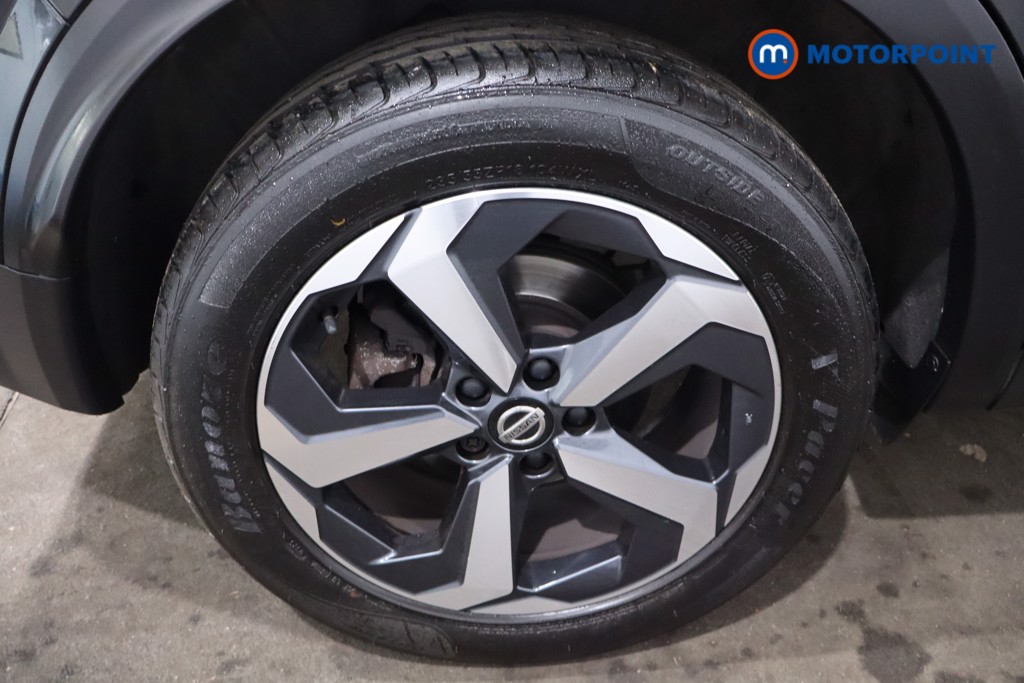 Nissan Qashqai N-Connecta Manual Petrol SUV - Stock Number (1634253) - 10th supplementary image