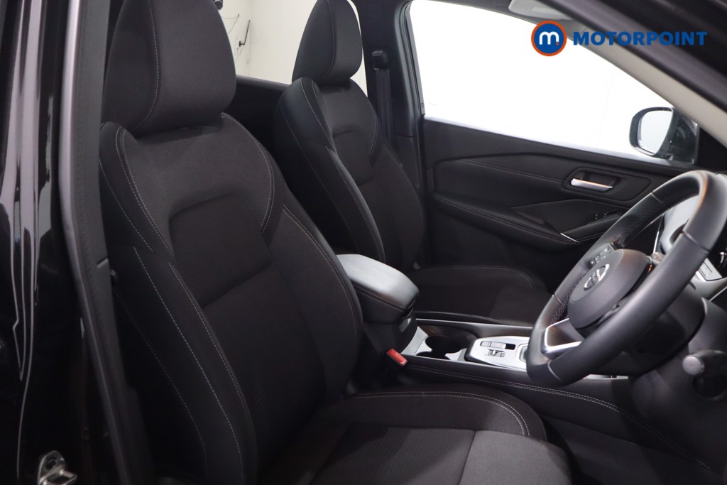 Nissan Qashqai N-Connecta Manual Petrol SUV - Stock Number (1634253) - 22nd supplementary image