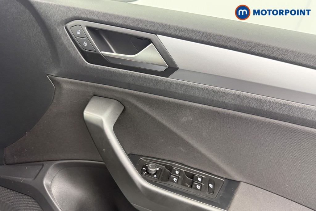 Volkswagen T-Roc Life Automatic Petrol SUV - Stock Number (1634271) - 10th supplementary image