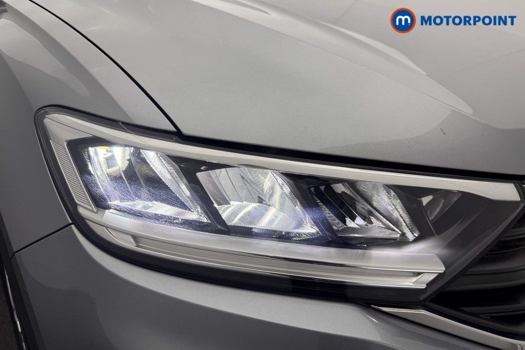 Volkswagen T-Roc Life Automatic Petrol SUV - Stock Number (1634271) - 14th supplementary image