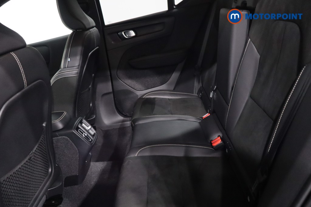 Volvo Xc40 R Design Manual Petrol SUV - Stock Number (1634380) - 5th supplementary image