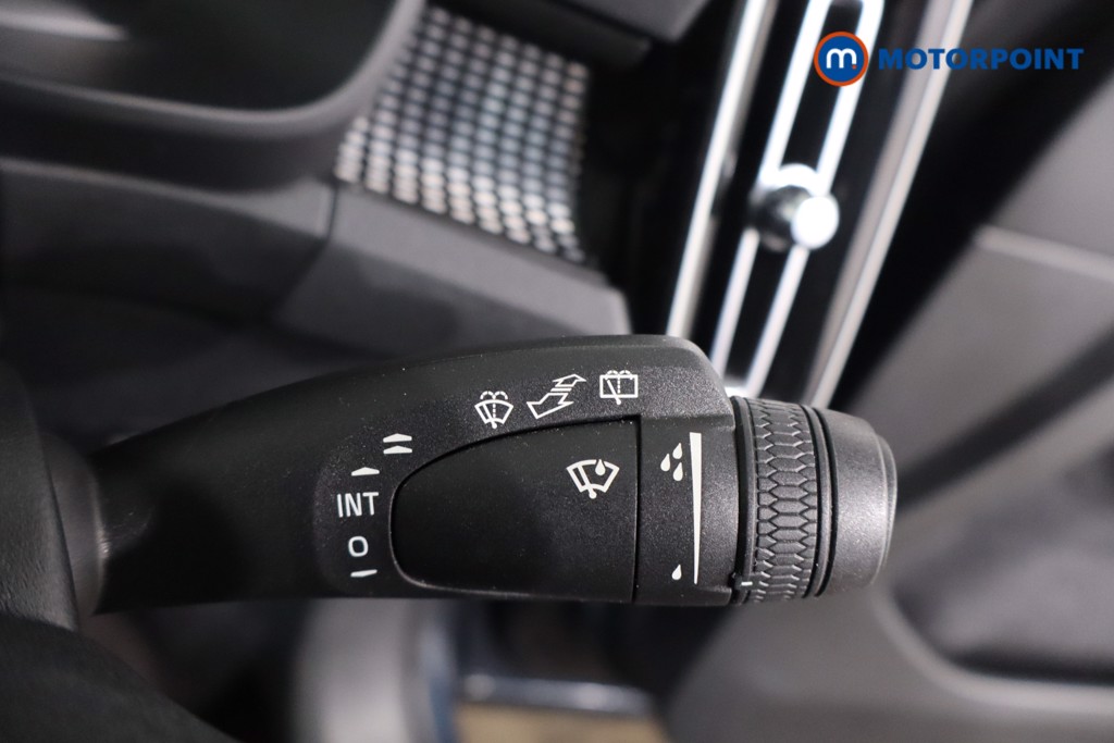 Volvo Xc40 R Design Manual Petrol SUV - Stock Number (1634380) - 15th supplementary image