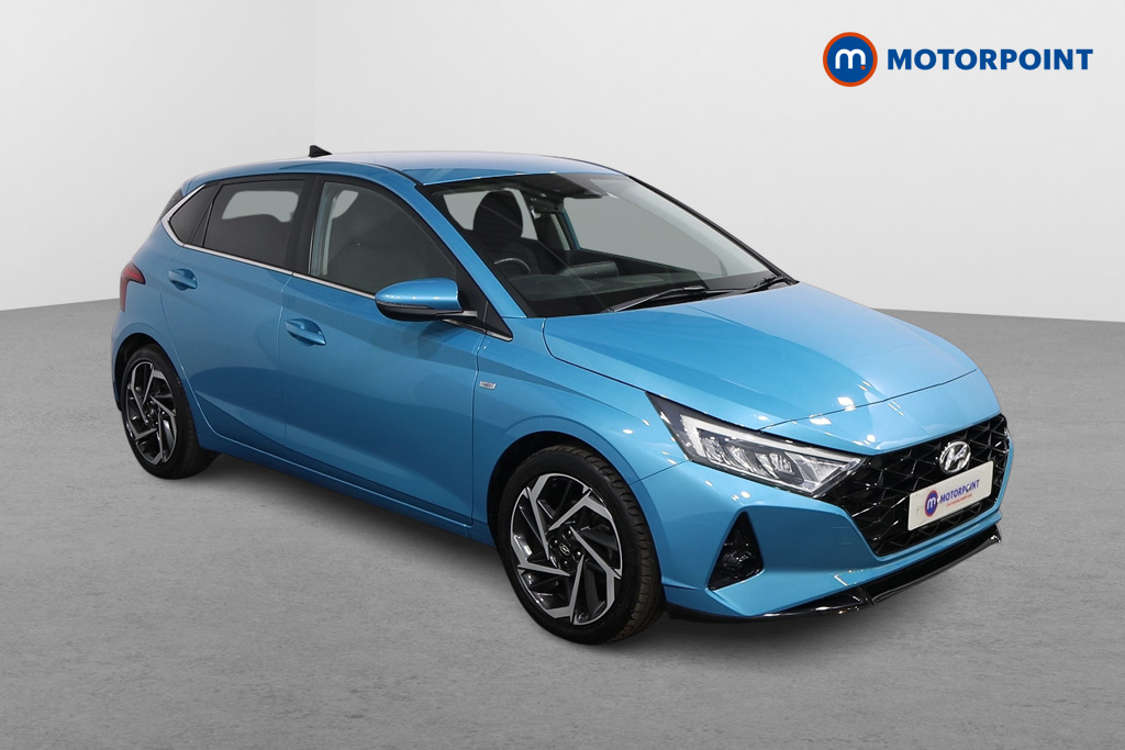 Hyundai I20 Premium Manual Petrol Hatchback - Stock Number (1634387) - Drivers side front corner