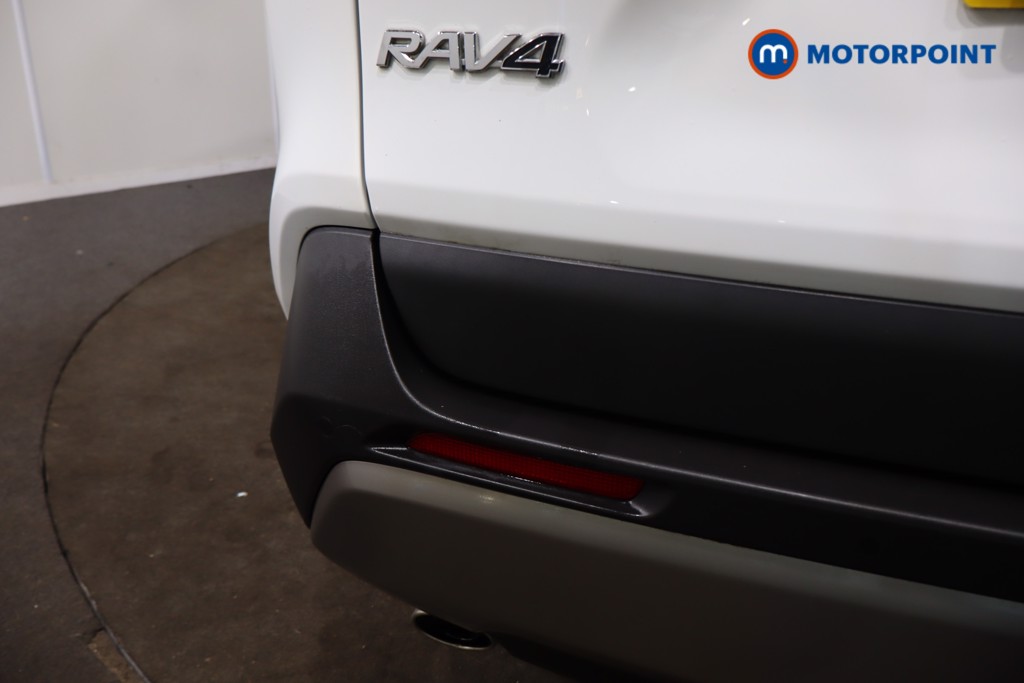 Toyota Rav4 Design Automatic Petrol-Electric Hybrid SUV - Stock Number (1634434) - 39th supplementary image