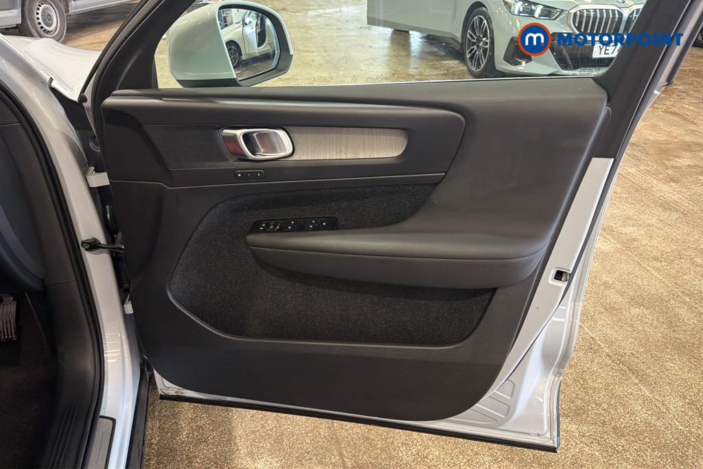 Volvo Xc40 Inscription Pro Automatic Petrol SUV - Stock Number (1634461) - 19th supplementary image