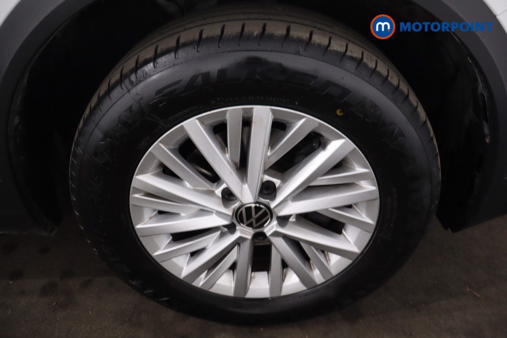 Volkswagen T-Roc Life Manual Petrol SUV - Stock Number (1634470) - 9th supplementary image