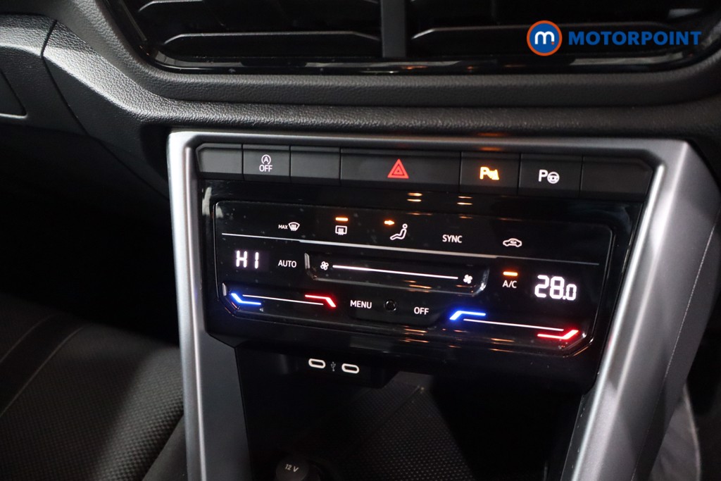 Volkswagen T-Roc Life Manual Petrol SUV - Stock Number (1634470) - 20th supplementary image