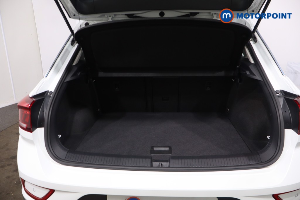 Volkswagen T-Roc Life Manual Petrol SUV - Stock Number (1634470) - 38th supplementary image