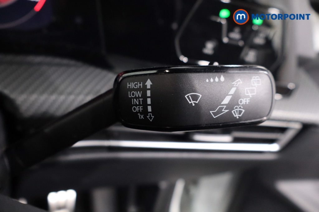 Volkswagen Golf R-Line Automatic Petrol Hatchback - Stock Number (1634477) - 17th supplementary image