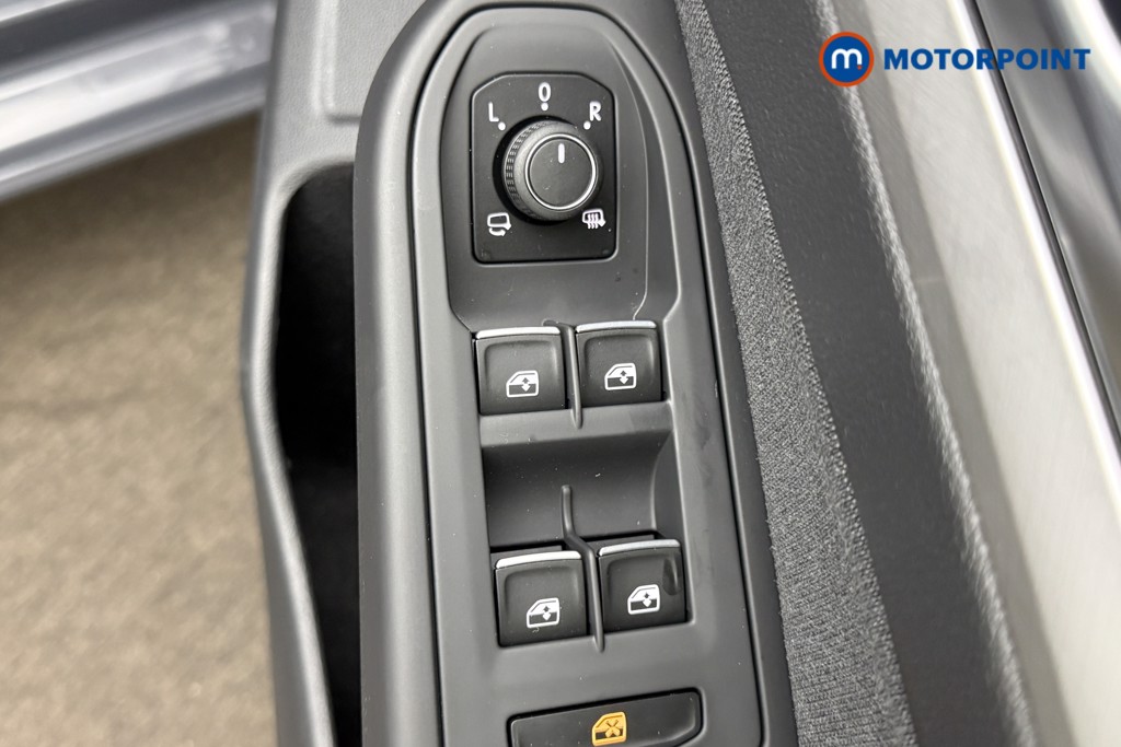 Volkswagen Golf Life Automatic Petrol Hatchback - Stock Number (1634495) - 22nd supplementary image