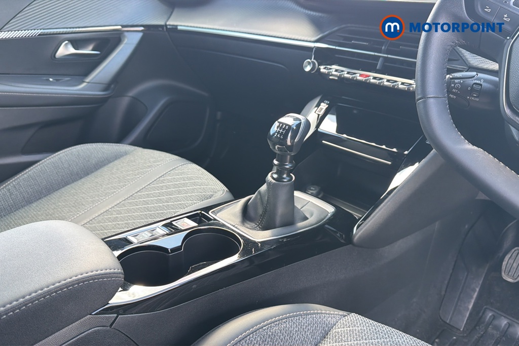 Peugeot 2008 Allure Manual Petrol SUV - Stock Number (1634510) - 15th supplementary image