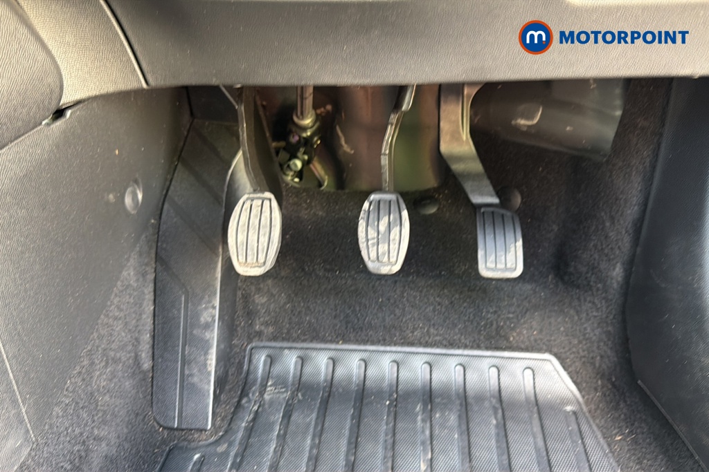 Peugeot 2008 Allure Manual Petrol SUV - Stock Number (1634510) - 24th supplementary image